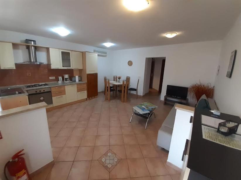 Apartmani Delas Пьешчана-Увала Экстерьер фото